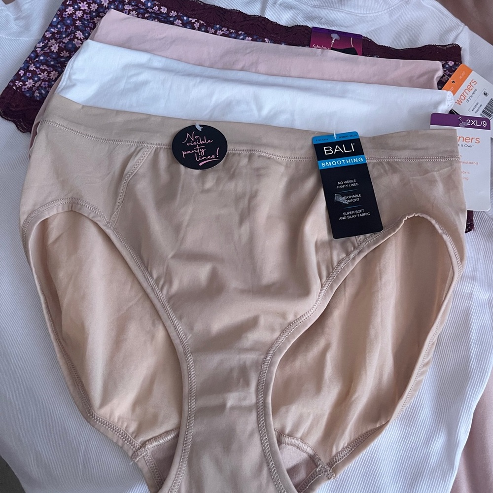 Bundle of 4 2x Panties, - Picture 1 of 9